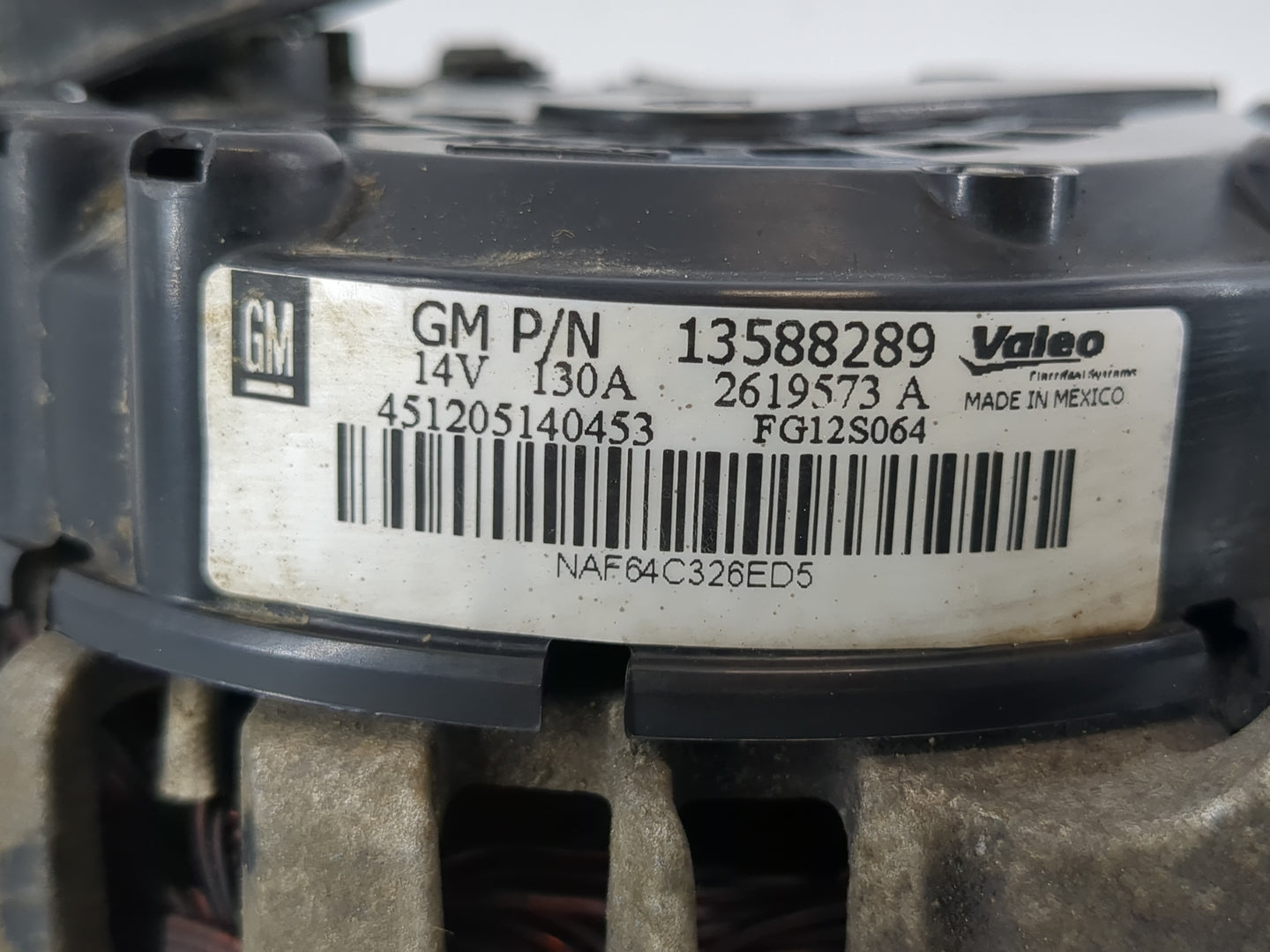 2013-2014 Chevrolet Trax Alternator Replacement Generator Charging Assembly Engine OEM P/N:13588289 Fits OEM Used Auto Parts