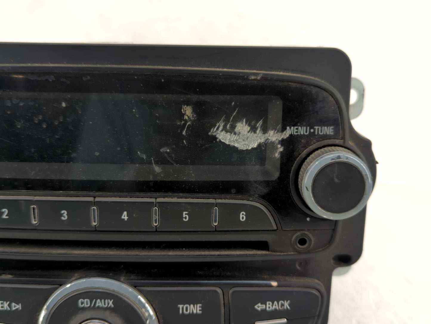 2013-2014 Chevrolet Trax Radio AM FM Cd Player Receiver Replacement P/N:811403062 95327589 Fits Fits 2013 2014 OEM Used Auto