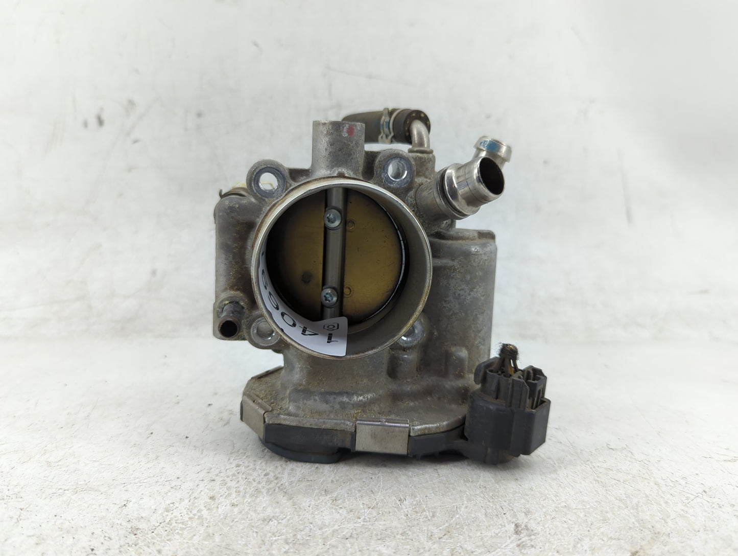 2013-2014 Chevrolet Trax Throttle Body P/N:55561495 Fits Fits 2009 2010 2011 2012 2013 2014 2015 2016 2017 2018 OEM Used Aut