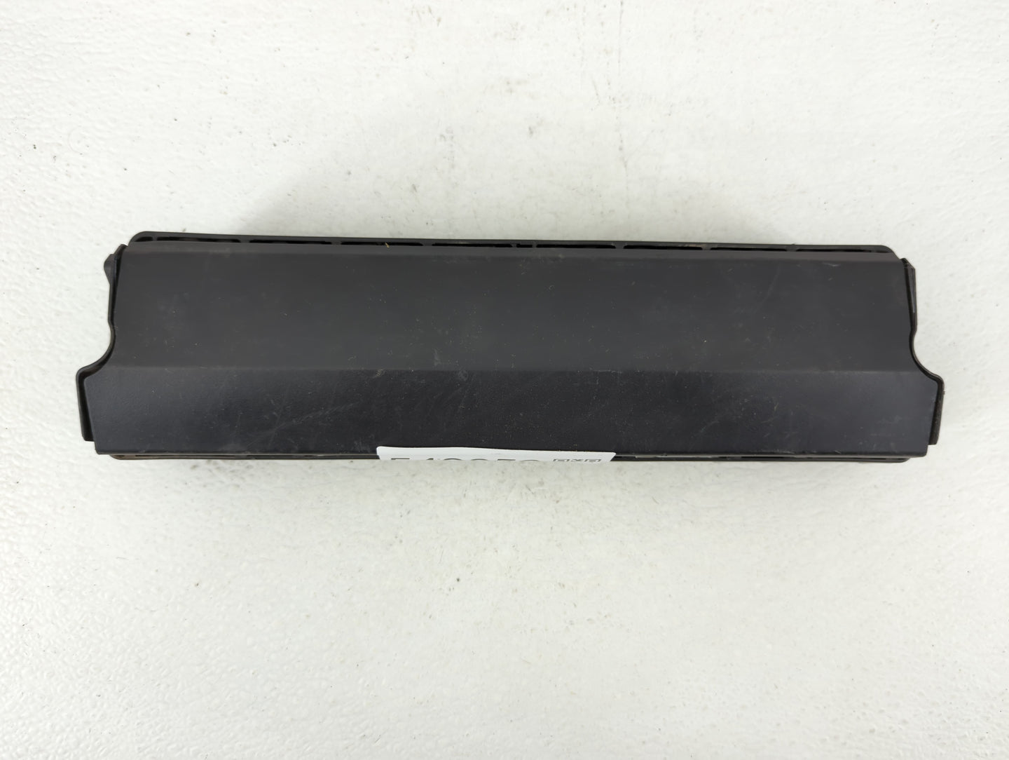 2013-2017 Chevrolet Trax Air Bag Driver Left Knee OEM P/N:95259946, 813016342 813016342 Fits Fits 2013 2014 2015 2016 2017 O