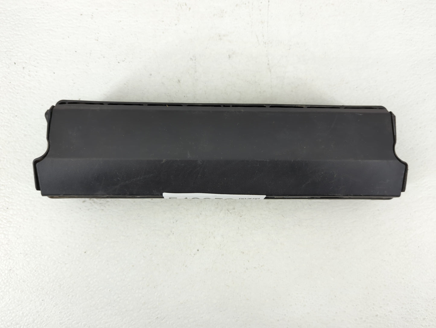 2013-2017 Chevrolet Trax Air Bag Driver Left Knee OEM P/N:95259946, 813016342 813016342 Fits Fits 2013 2014 2015 2016 2017 O