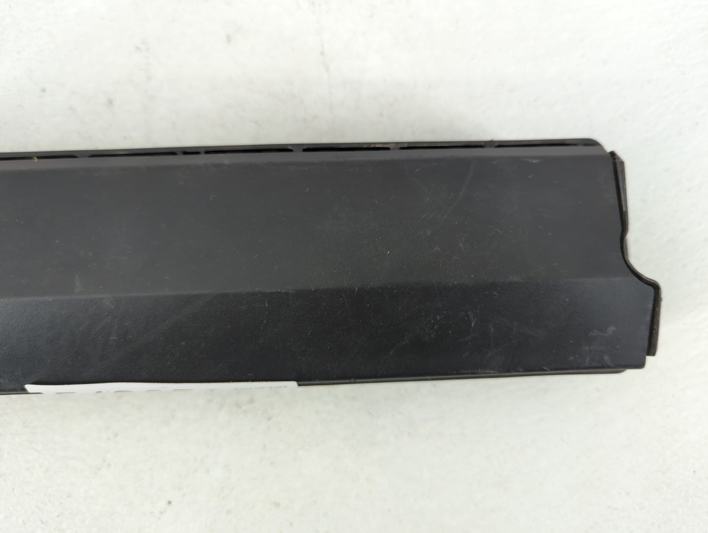 2013-2017 Chevrolet Trax Air Bag Driver Left Knee OEM P/N:95259946, 813016342 813016342 Fits Fits 2013 2014 2015 2016 2017 O