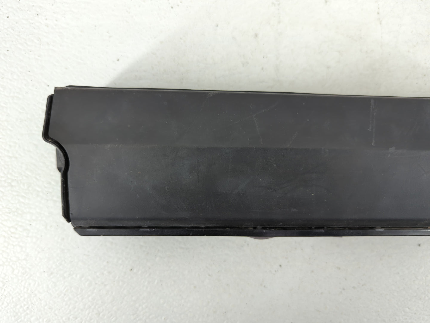 2013-2017 Chevrolet Trax Air Bag Driver Left Knee OEM P/N:95259946, 813016342 813016342 Fits Fits 2013 2014 2015 2016 2017 O