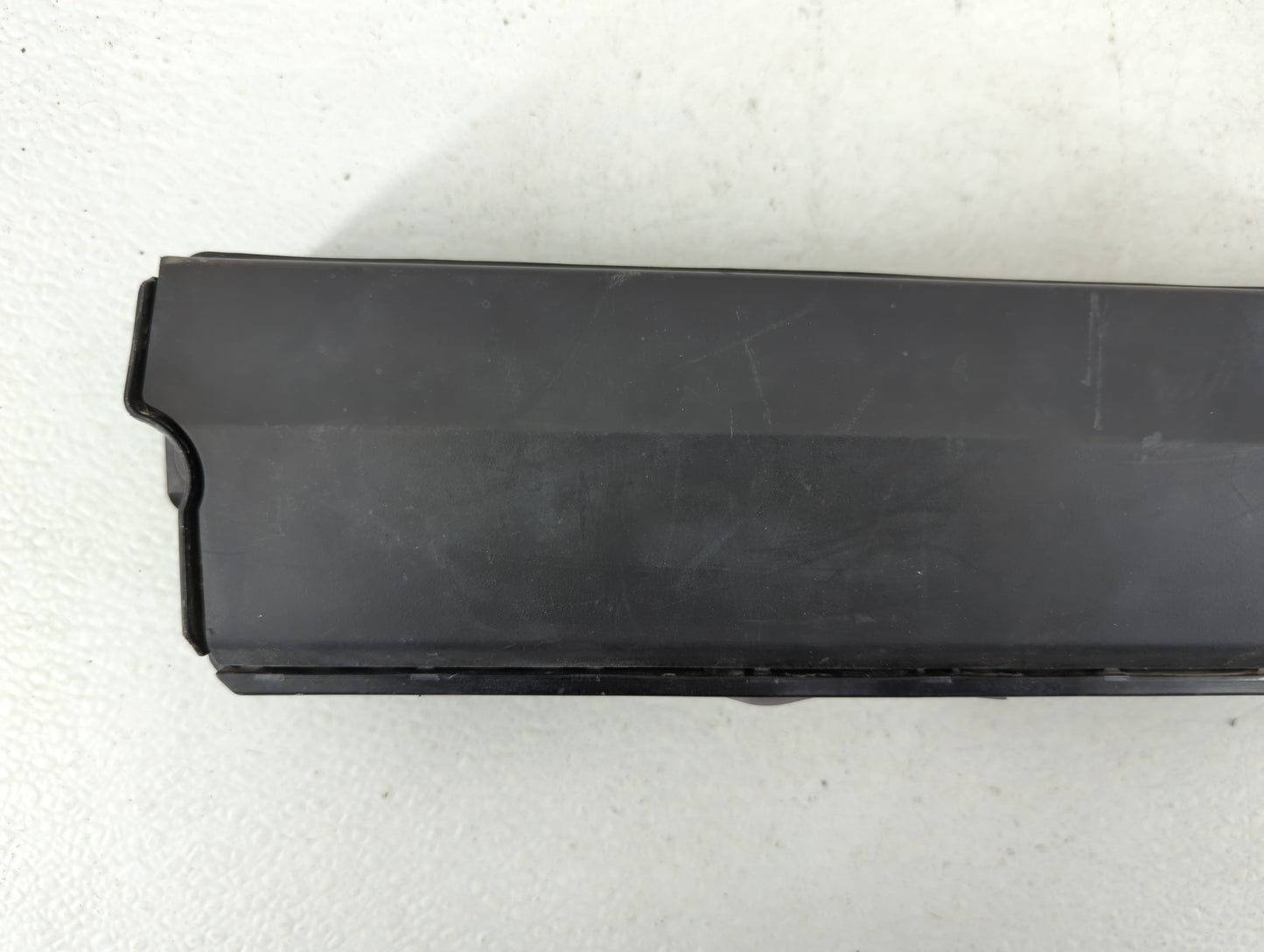 2013-2017 Chevrolet Trax Air Bag Driver Left Knee OEM P/N:95259946, 813016342 813016342 Fits Fits 2013 2014 2015 2016 2017 O