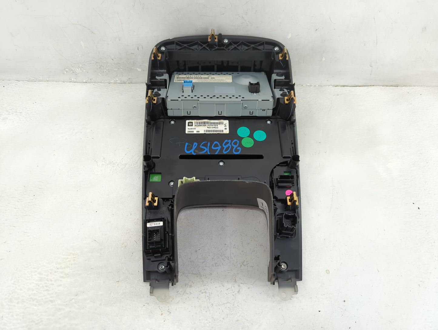 2013-2015 Chevrolet Volt Radio AM FM Cd Player Receiver Replacement P/N:A2C80647500 Fits Fits 2013 2014 2015 OEM Used Auto P