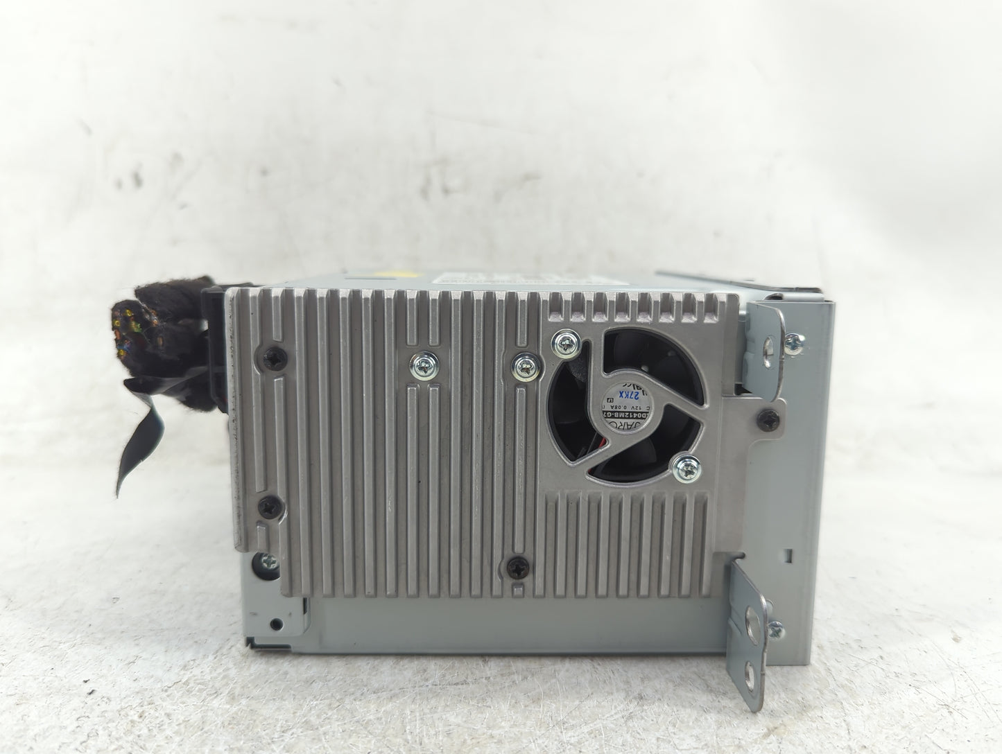 2013 Chevrolet Volt Radio AM FM Cd Player Receiver Replacement P/N:22993877 Fits OEM Used Auto Parts - Oemusedautoparts1.com