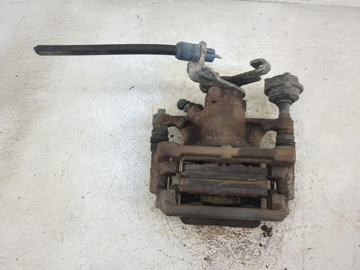 2011-2015 Chevrolet Volt Rear Passenger Right Brake Caliper 1511761 - Oemusedautoparts1.com