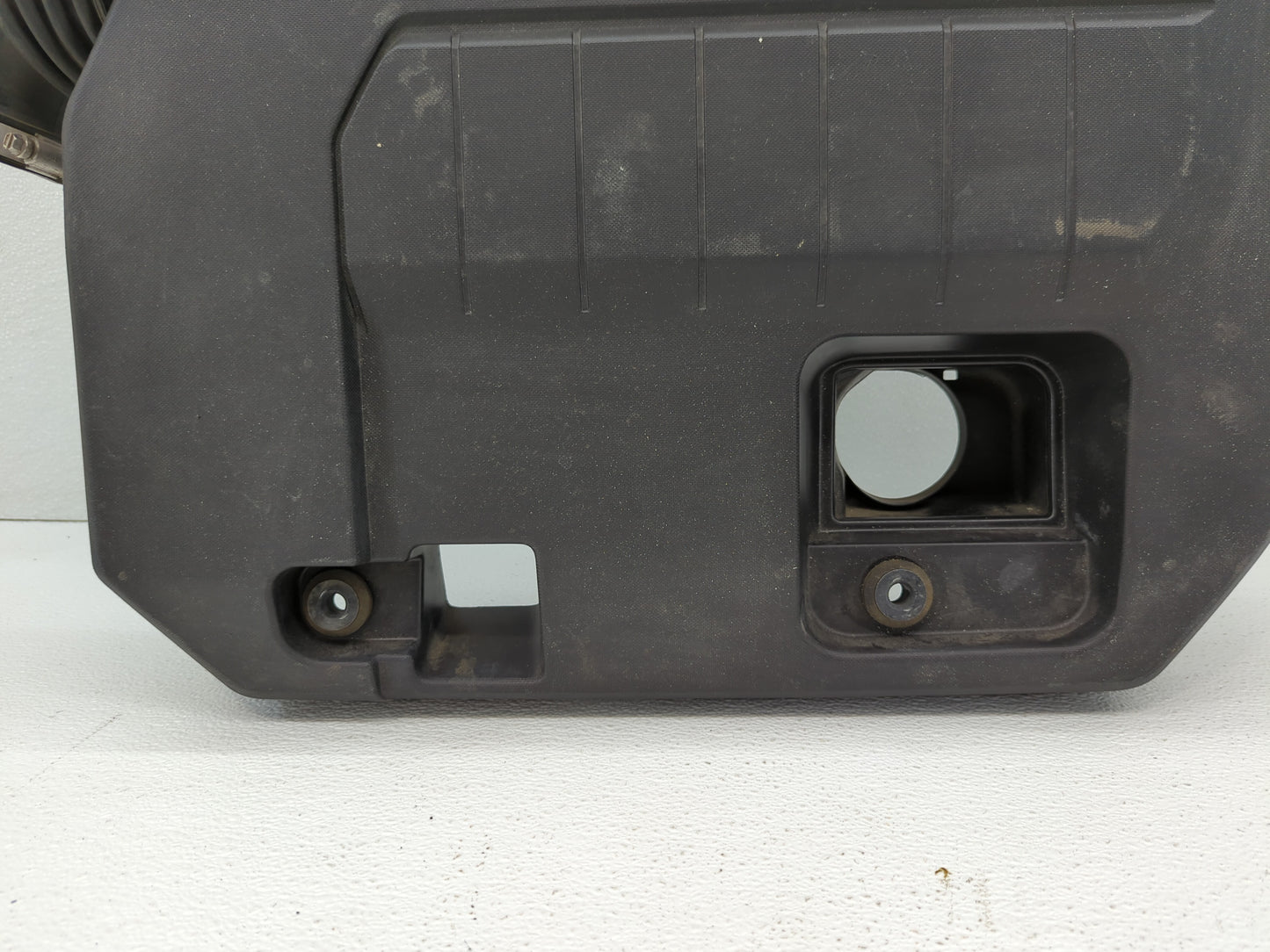 2013 Chevrolet Volt Engine Cover Black - Oemusedautoparts1.com