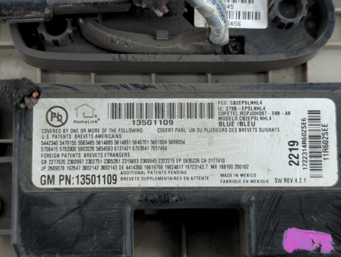 2012-2015 Chevrolet Volt Overhead Console W/rear Climate Control - Oemusedautoparts1.com