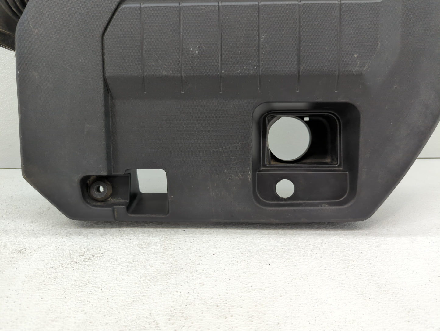 2013 Chevrolet Volt Engine Cover - Oemusedautoparts1.com