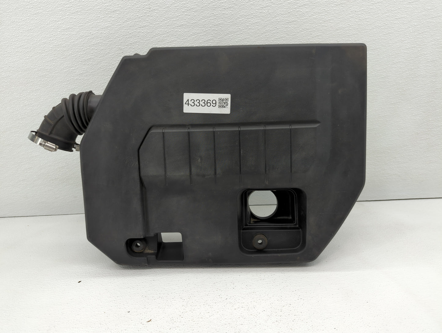 2013 Chevrolet Volt Engine Cover - Oemusedautoparts1.com