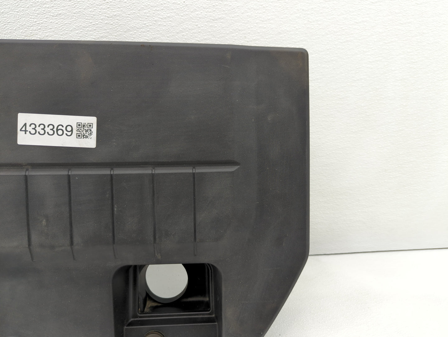 2013 Chevrolet Volt Engine Cover - Oemusedautoparts1.com