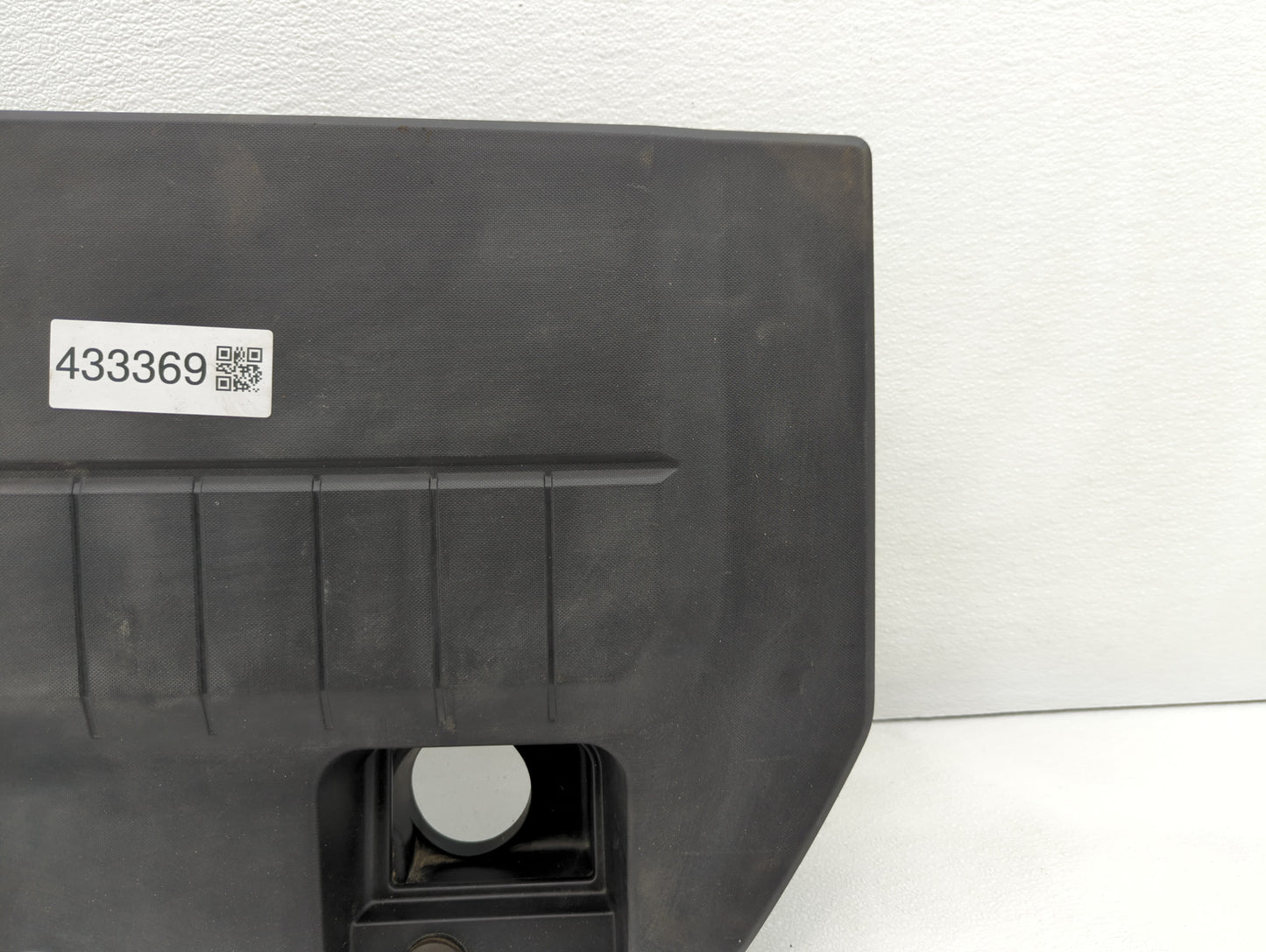 2013 Chevrolet Volt Engine Cover - Oemusedautoparts1.com