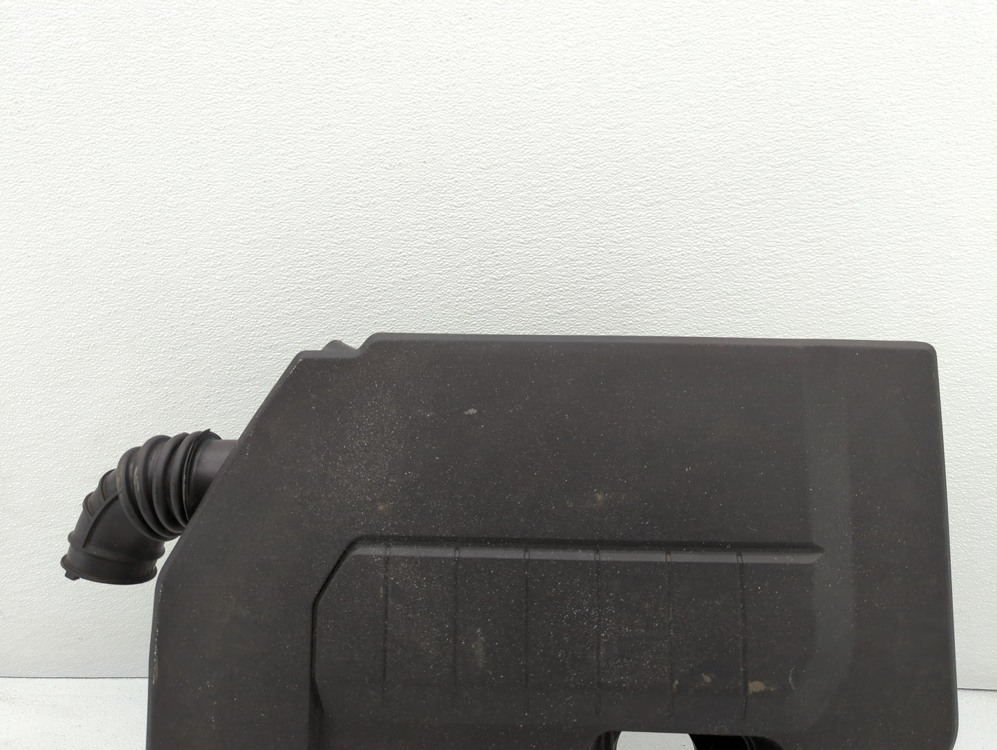 2013 Chevrolet Volt Engine Cover - Oemusedautoparts1.com