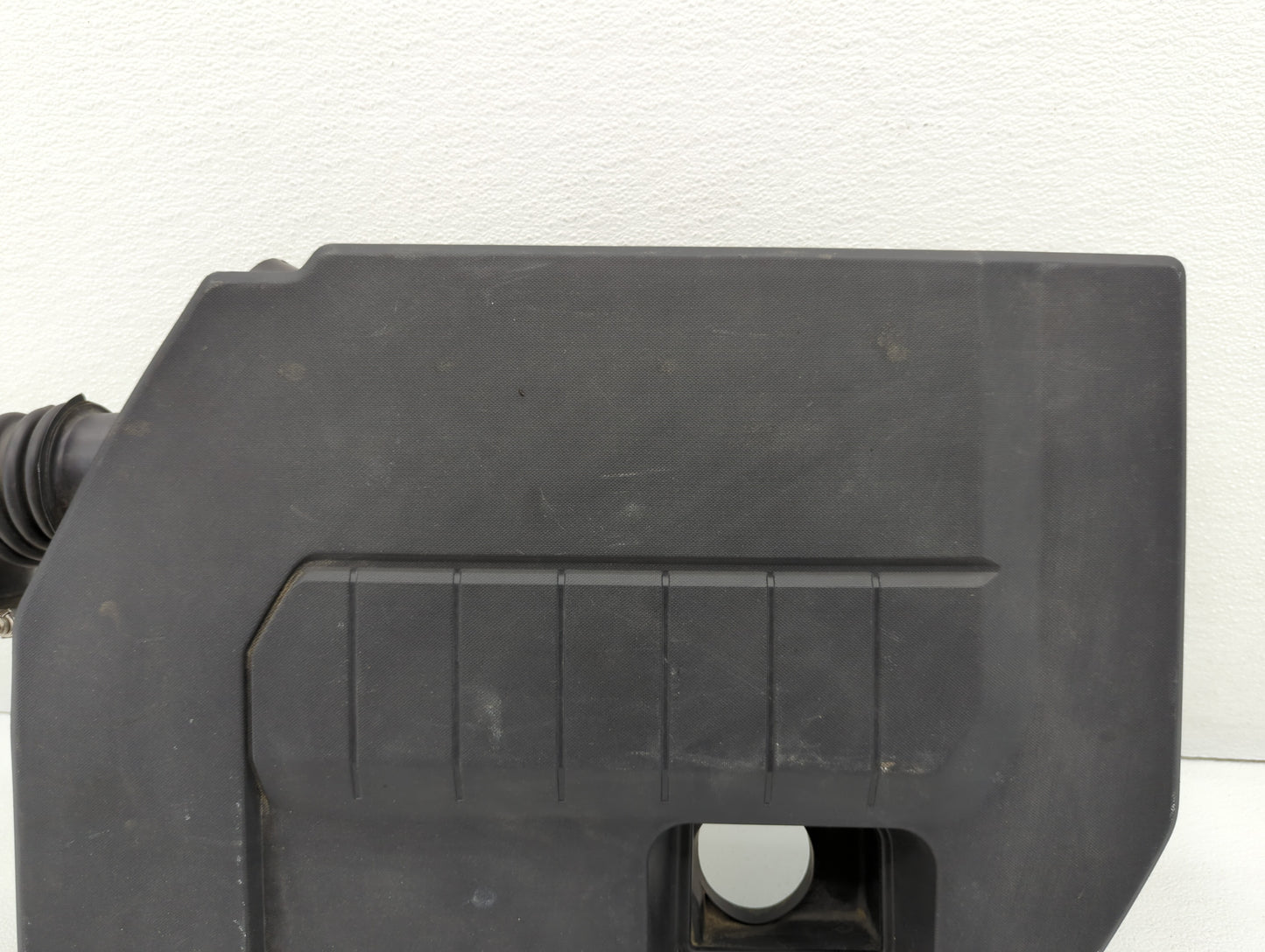 2013 Chevrolet Volt Engine Cover - Oemusedautoparts1.com