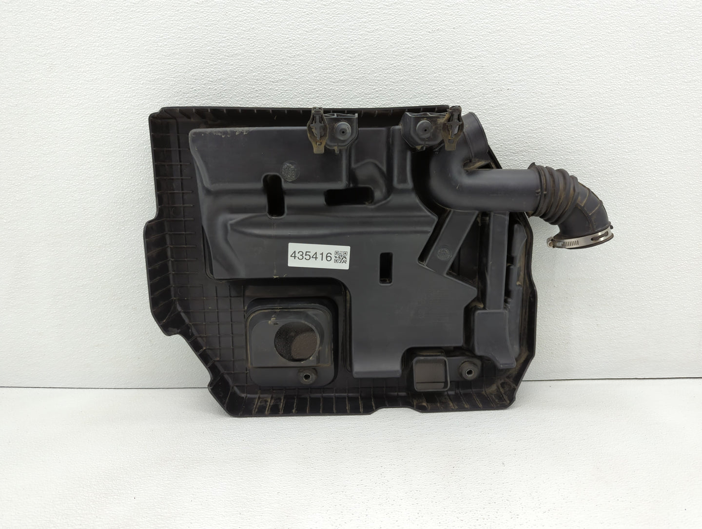 2013 Chevrolet Volt Engine Cover - Oemusedautoparts1.com