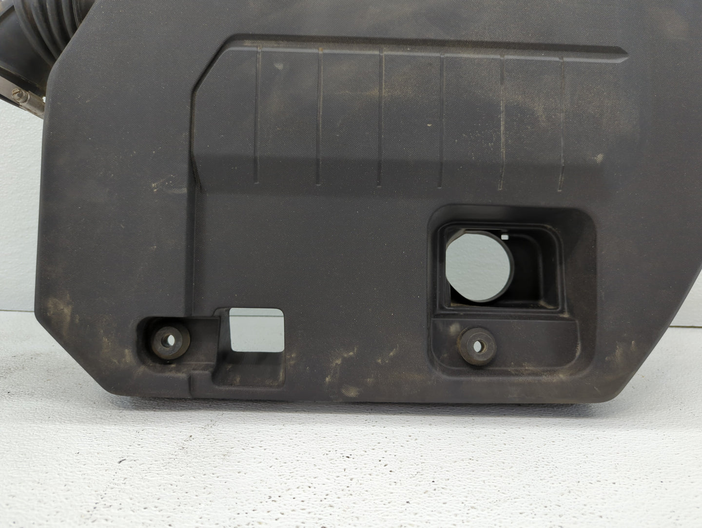 2013 Chevrolet Volt Engine Cover - Oemusedautoparts1.com
