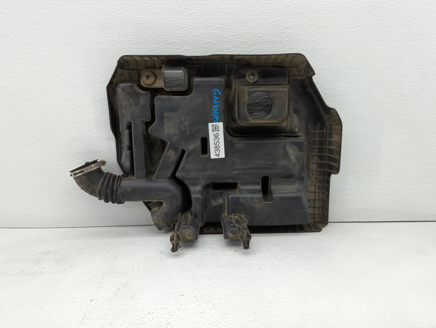 2013 Chevrolet Volt Engine Cover - Oemusedautoparts1.com