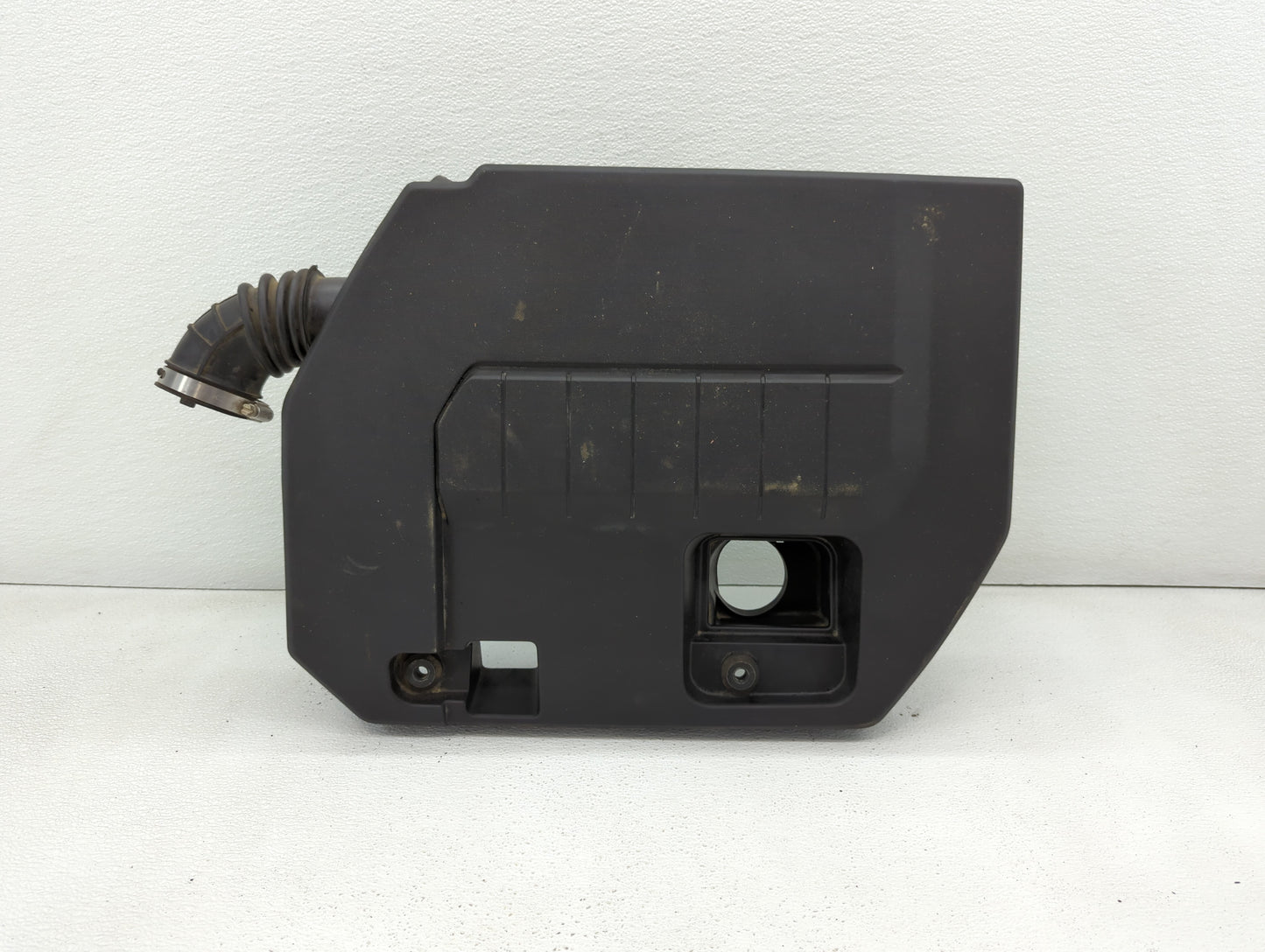 2013 Chevrolet Volt Engine Cover - Oemusedautoparts1.com