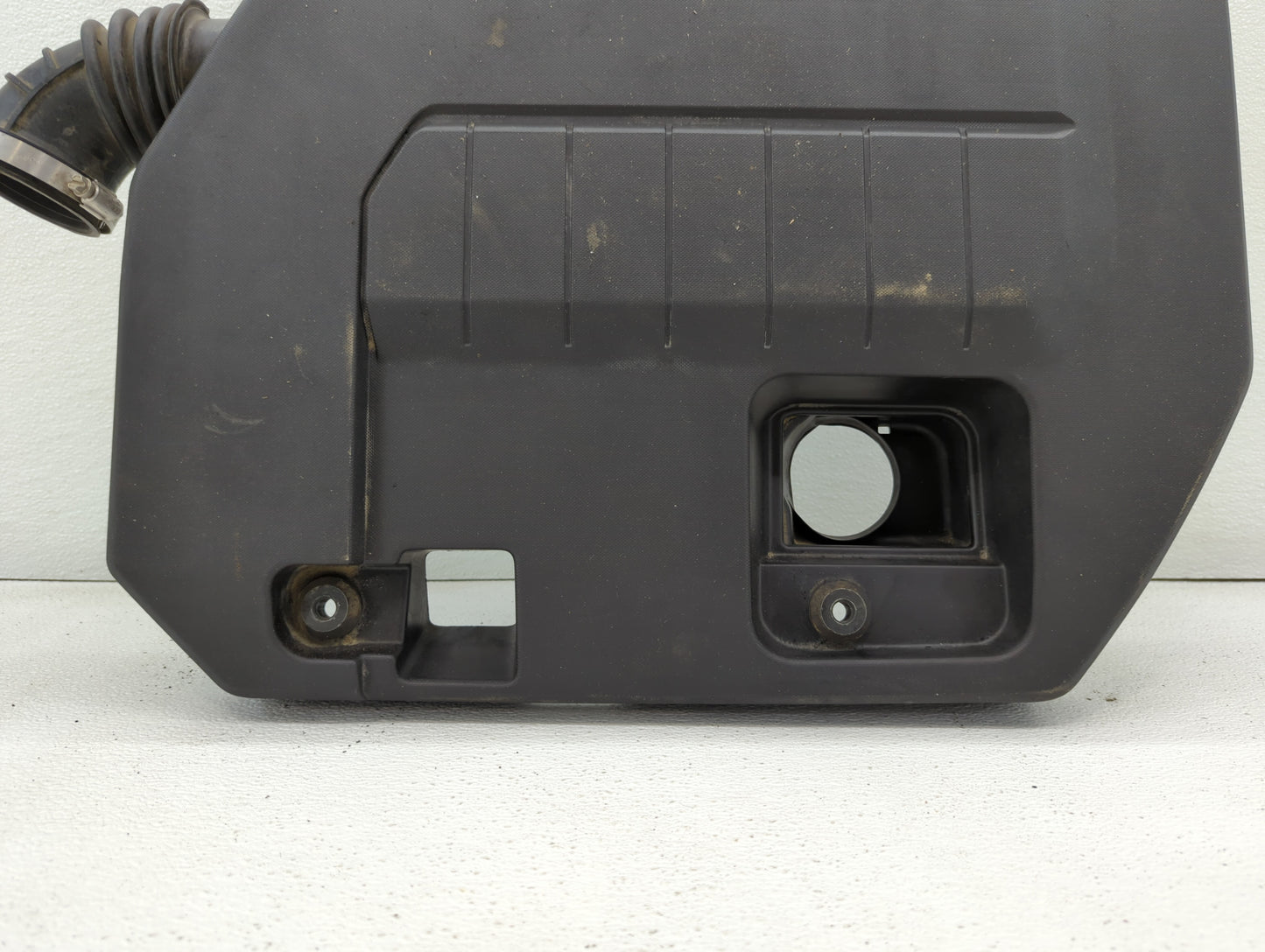 2013 Chevrolet Volt Engine Cover - Oemusedautoparts1.com