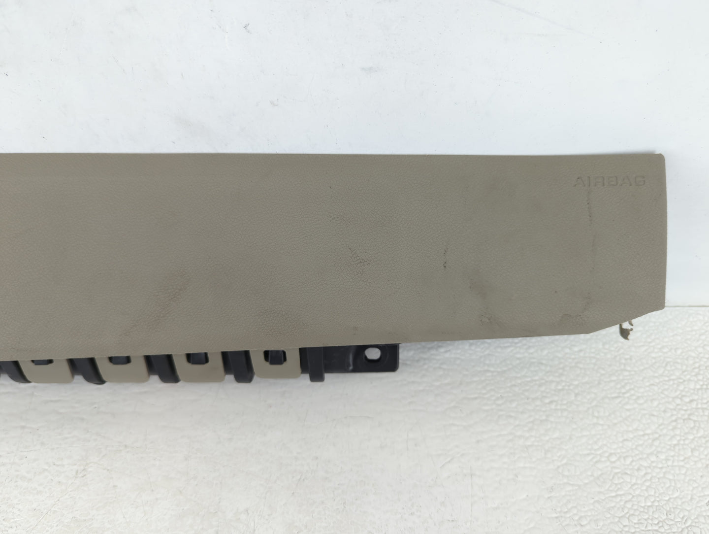2012-2015 Chevrolet Volt Air Bag Driver Left Steering Wheel Mounted P/N:22835279 Fits Fits 2012 2013 2014 2015 OEM Used Auto