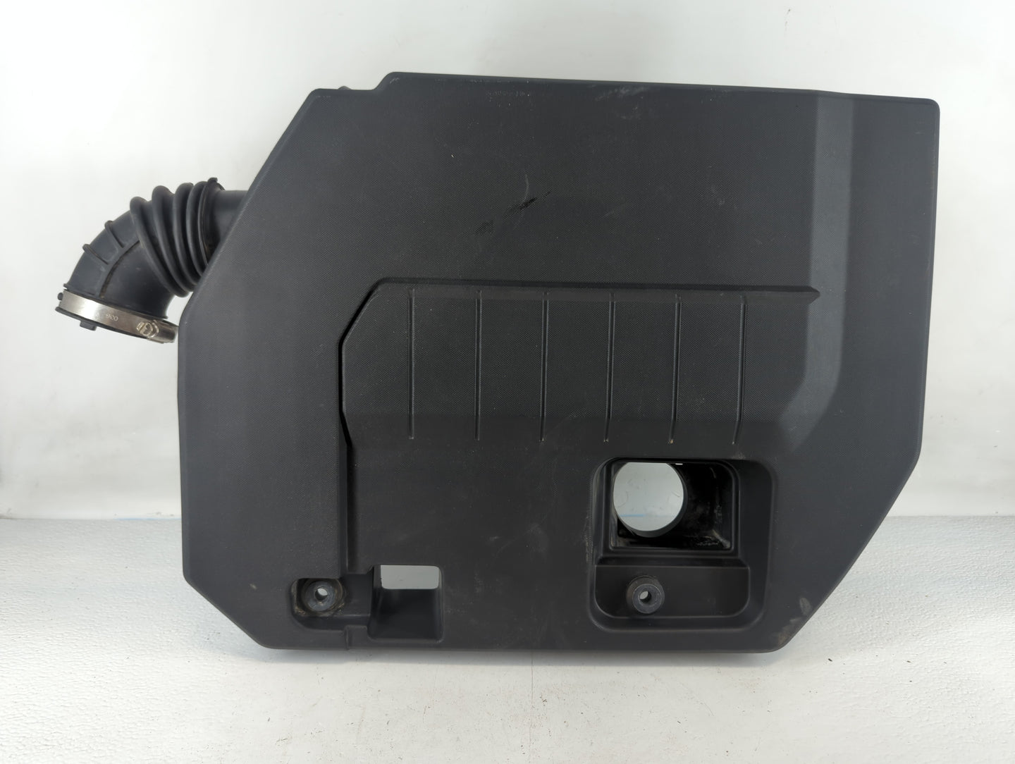 2013 Chevrolet Volt Engine Cover - Oemusedautoparts1.com
