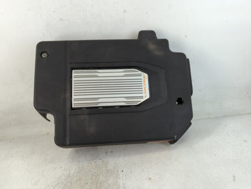 2013 Chevrolet Volt Engine Cover - Oemusedautoparts1.com