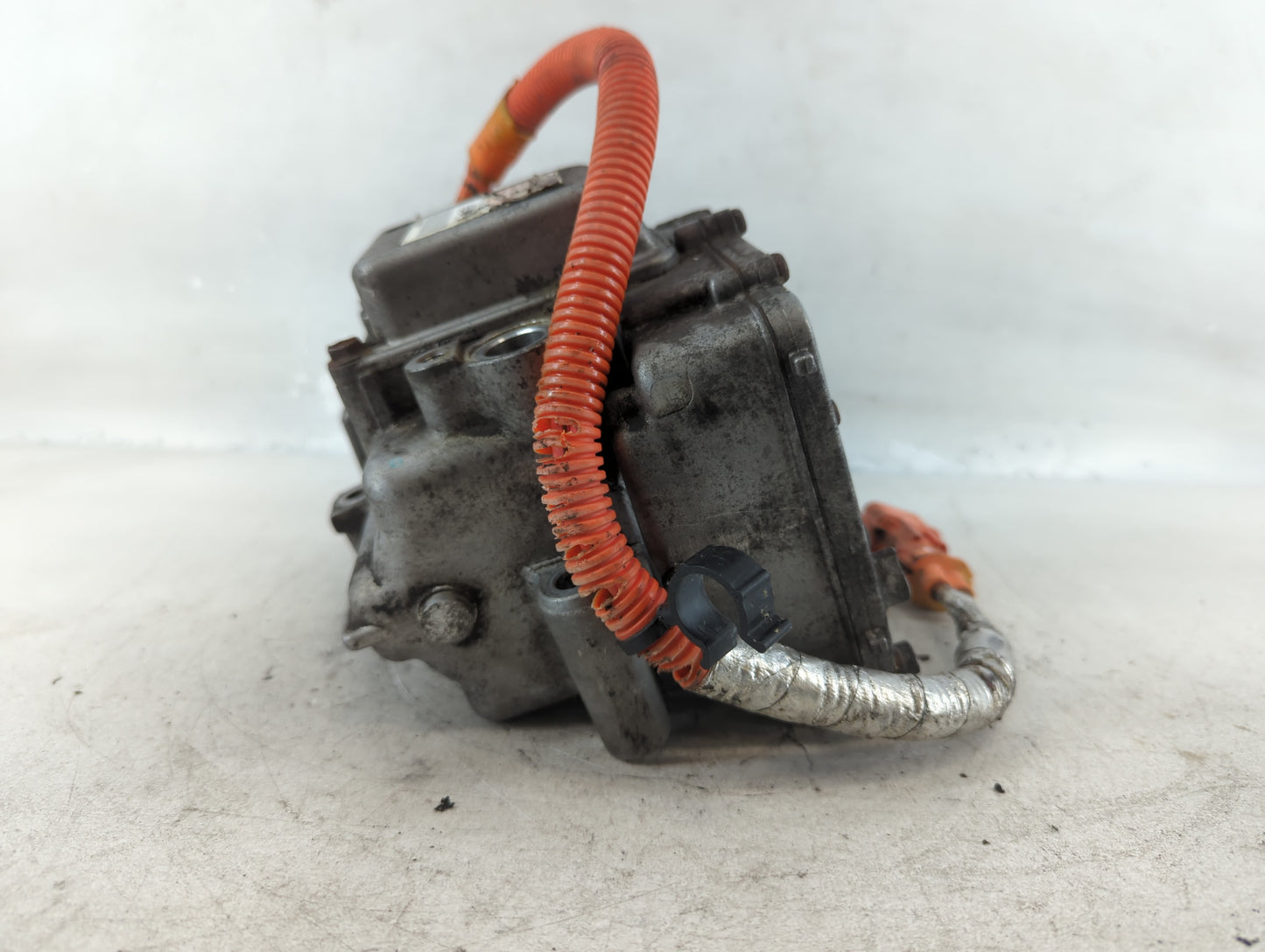 2011-2015 Chevrolet Volt Air Conditioning A/c Ac Compressor Oem - Oemusedautoparts1.com
