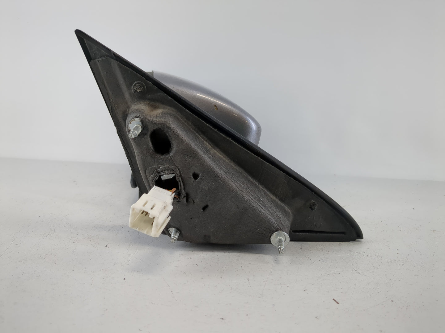 2011-2014 Chrysler 200 Driver Side View Mirror - Left Door Mirror OEM Used - Oemusedautoparts1.com