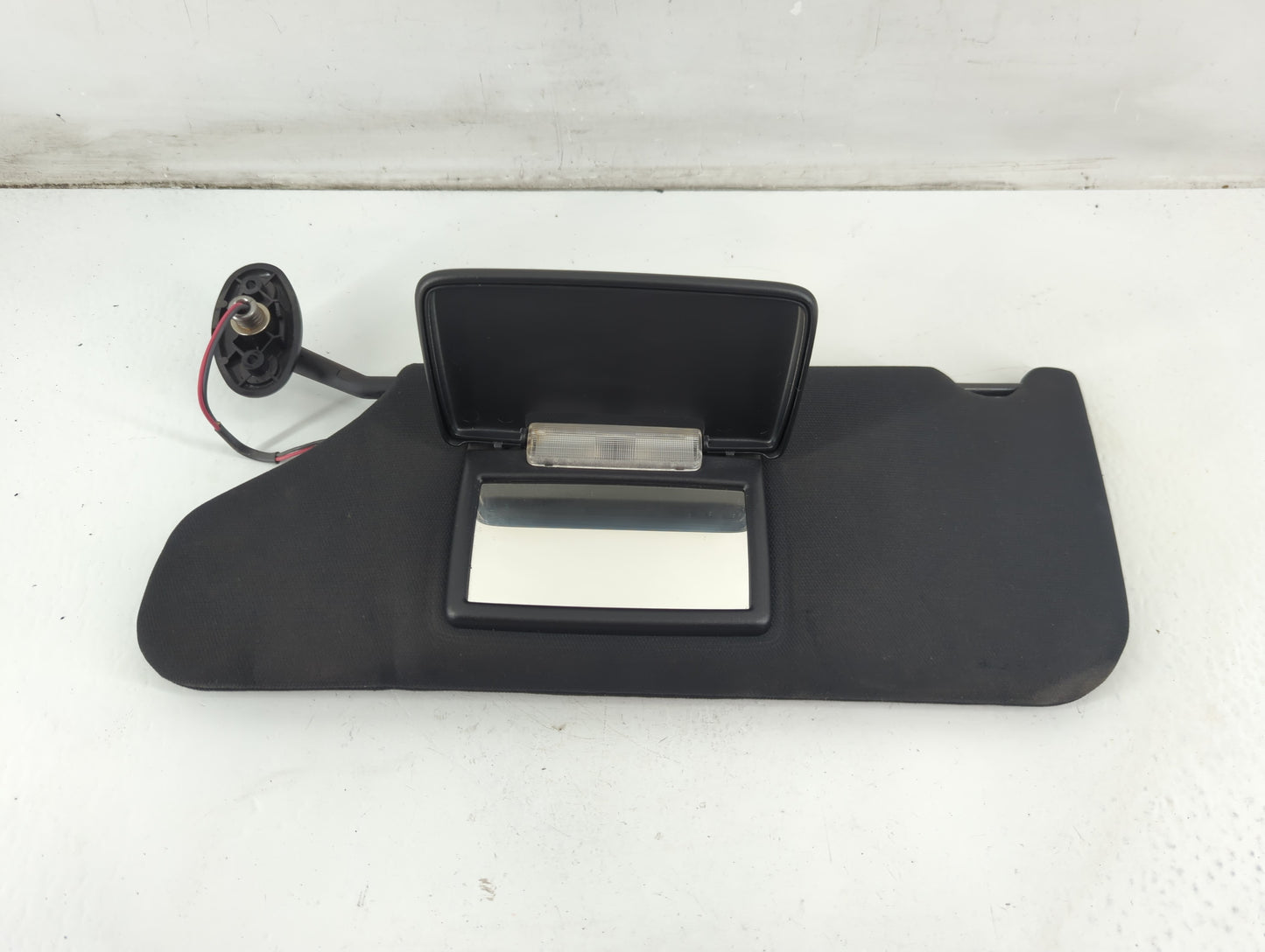2011-2014 Chrysler 200 Sun Visor Shade Replacement Driver Left Mirror Fits Fits 2011 2012 2013 2014 OEM Used Auto Parts - Oe