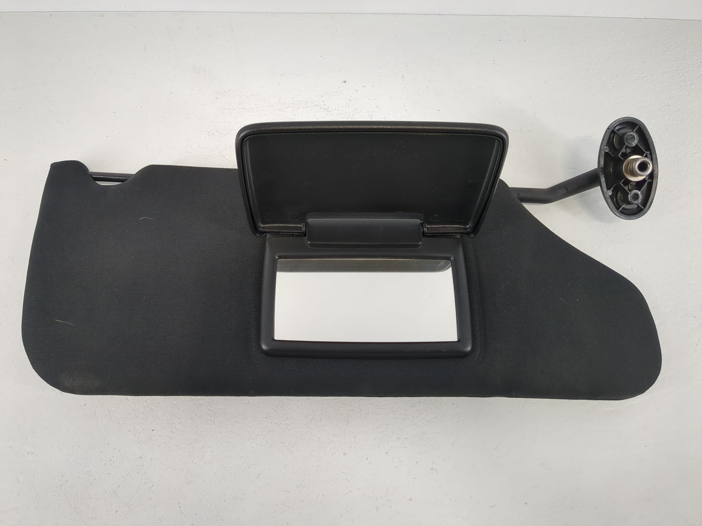 2011-2014 Chrysler 200 Sun Visor Shade Replacement Passenger Right Mirror Fits Fits 2011 2012 2013 2014 OEM Used Auto Parts 