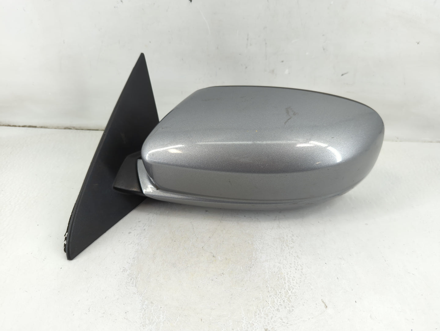 2011-2014 Chrysler 200 Driver Side View Mirror - Left Door Mirror OEM Used - Oemusedautoparts1.com