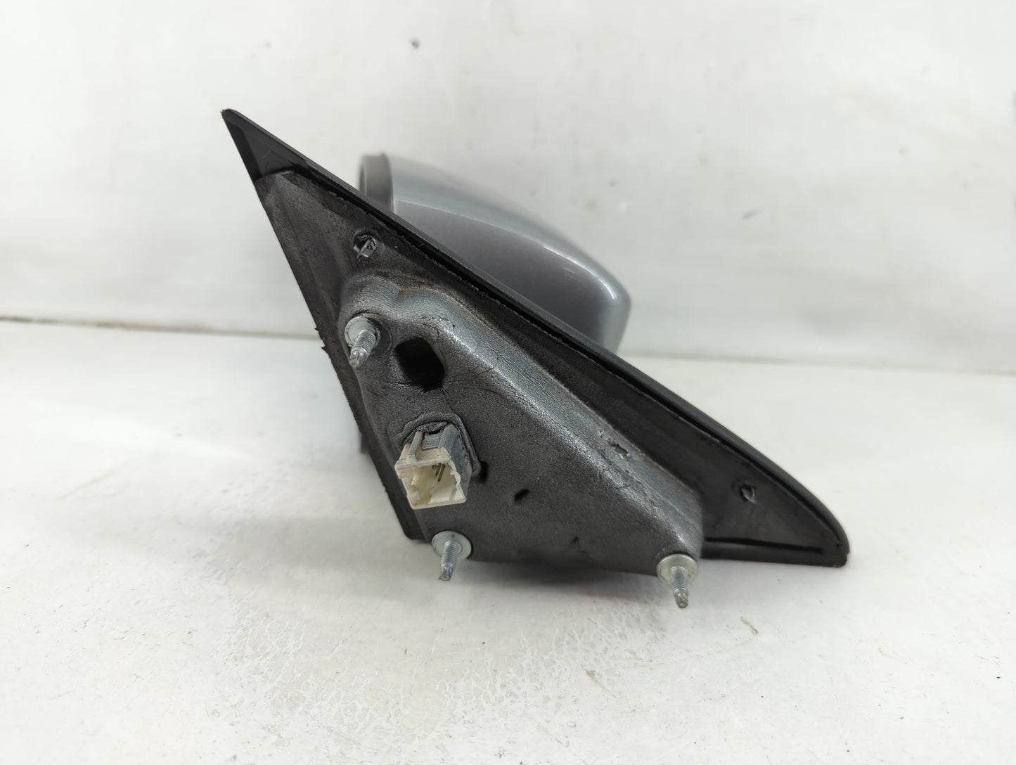 2011-2014 Chrysler 200 Driver Side View Mirror - Left Door Mirror OEM Used - Oemusedautoparts1.com