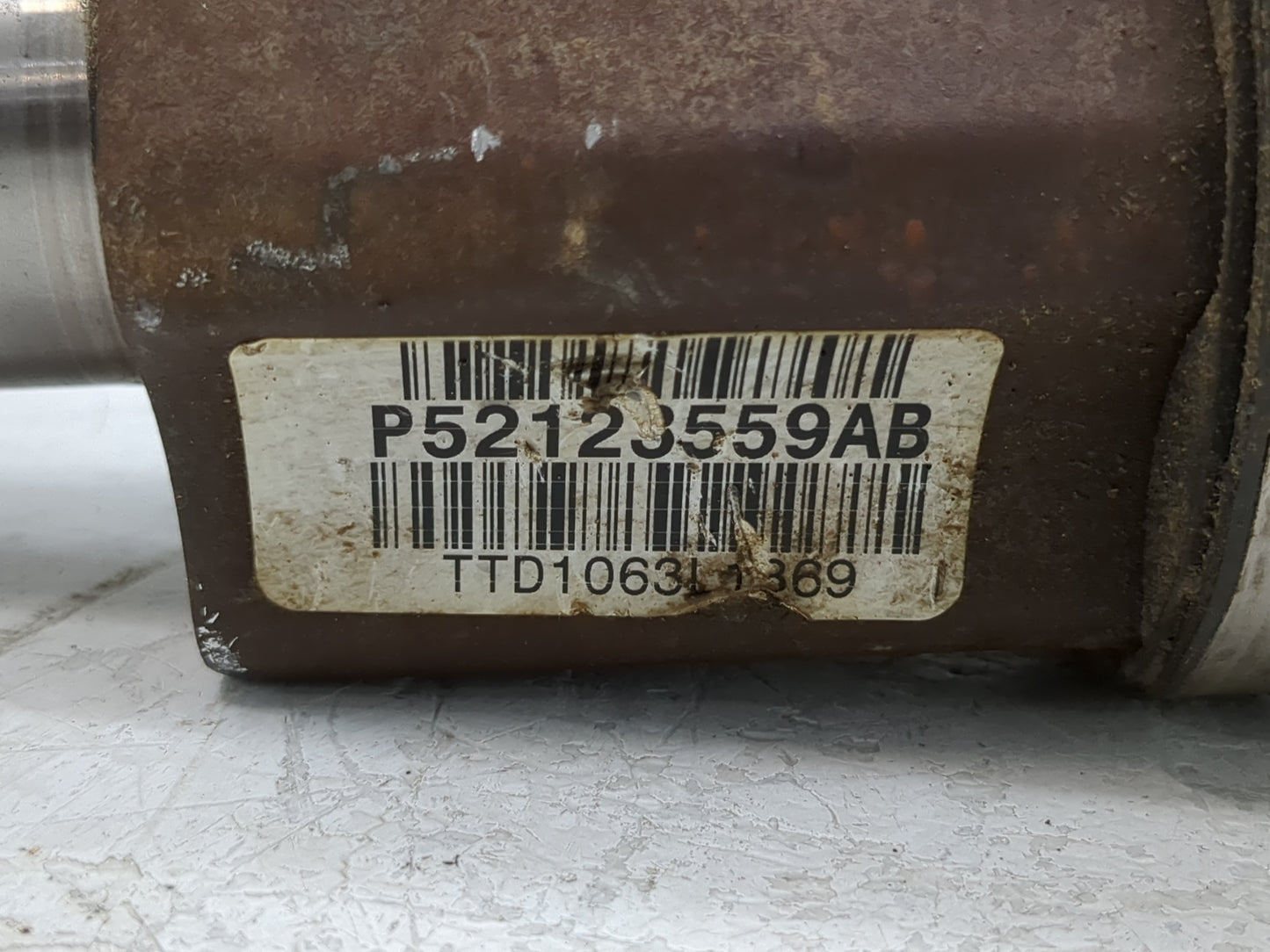 2011-2014 Chrysler 200 Axle Shaft Front Driver Cv C/v - Oemusedautoparts1.com