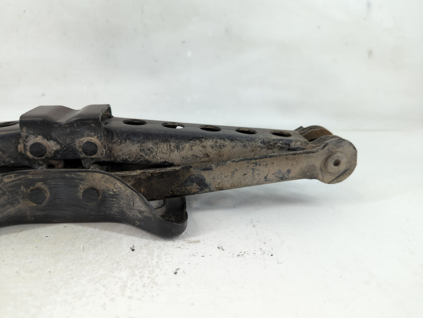 2013 Chrysler 200 Spare Scissor Car Jack - Oemusedautoparts1.com