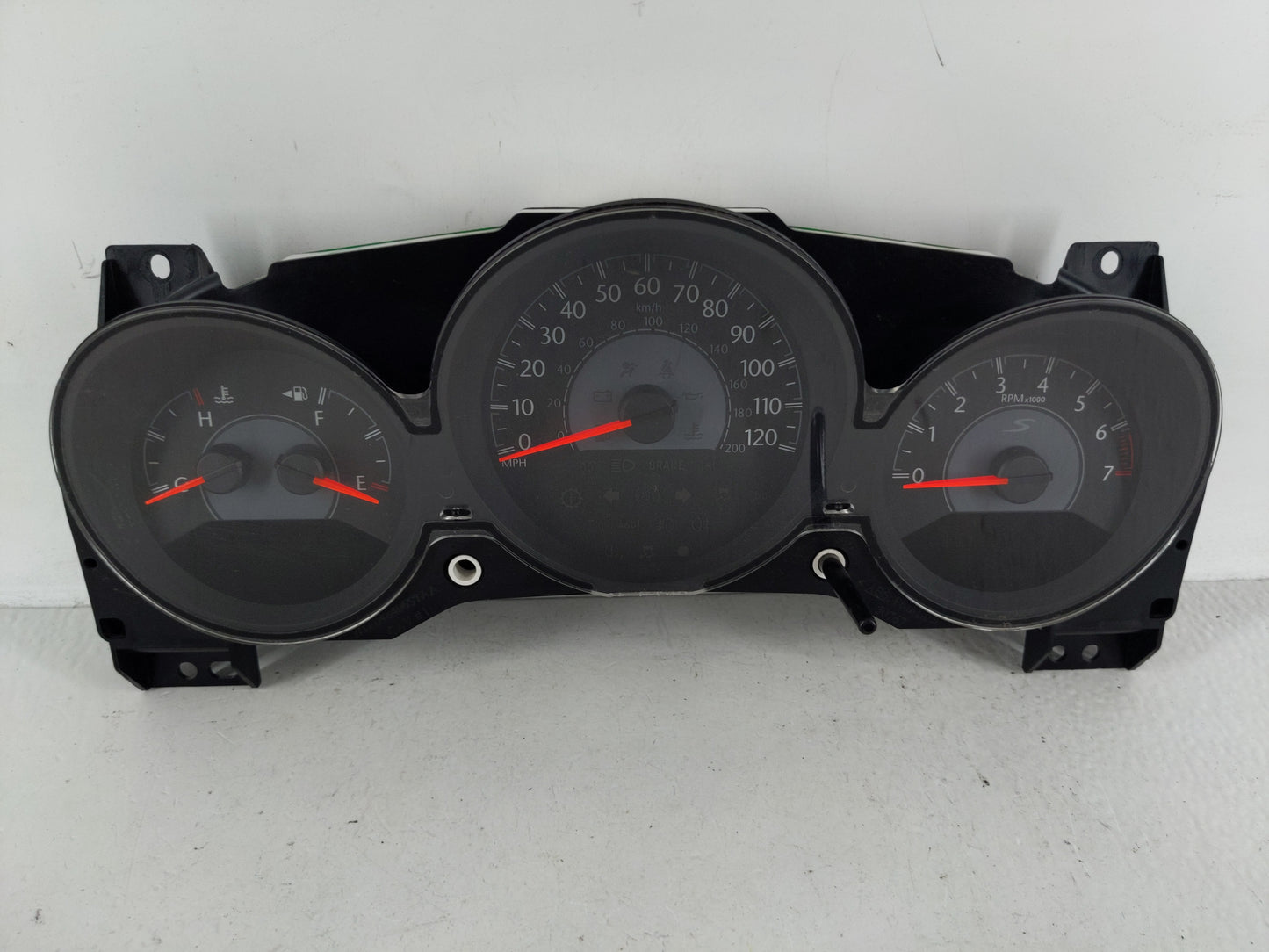 2011-2014 Chrysler 200 Instrument Cluster Speedometer Gauges P/N:P56046911AE Fits Fits 2011 2012 2013 2014 OEM Used Auto Par