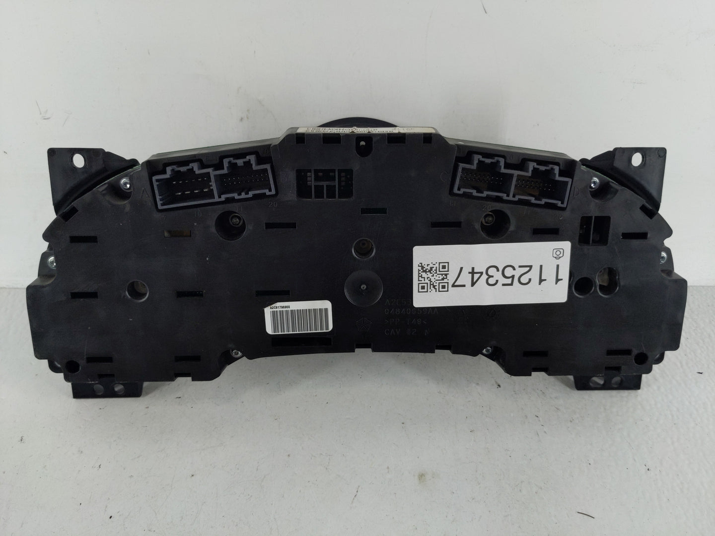 2011-2014 Chrysler 200 Instrument Cluster Speedometer Gauges P/N:P56046911AE Fits Fits 2011 2012 2013 2014 OEM Used Auto Par