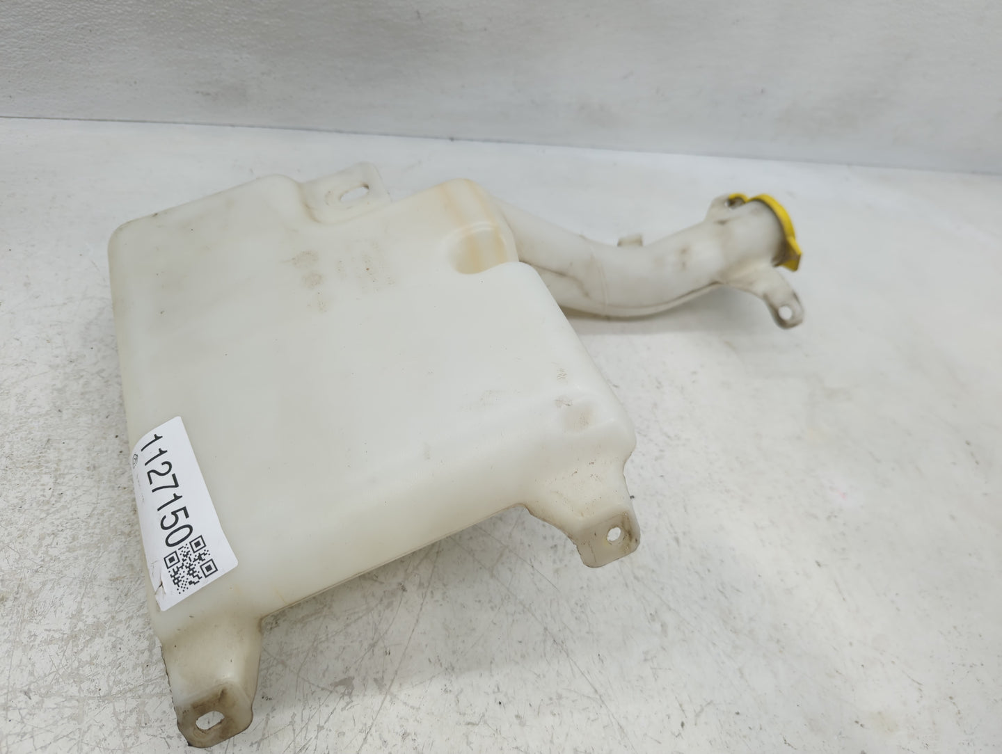 2011-2014 Chrysler 200 Windshield Washer Fluid Reservoir Bottle Oem - Oemusedautoparts1.com
