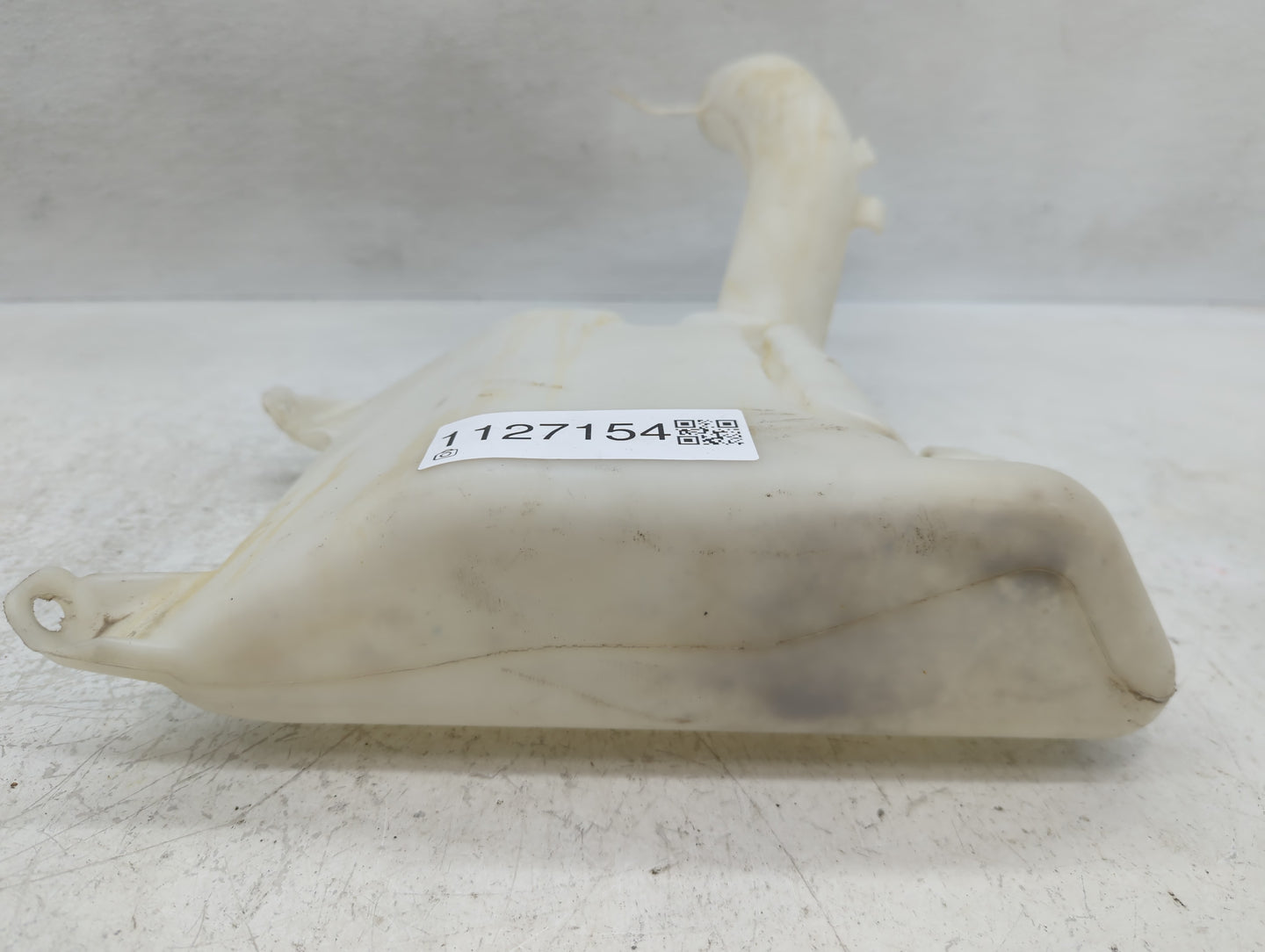 2011-2014 Chrysler 200 Windshield Washer Fluid Reservoir Bottle Oem - Oemusedautoparts1.com