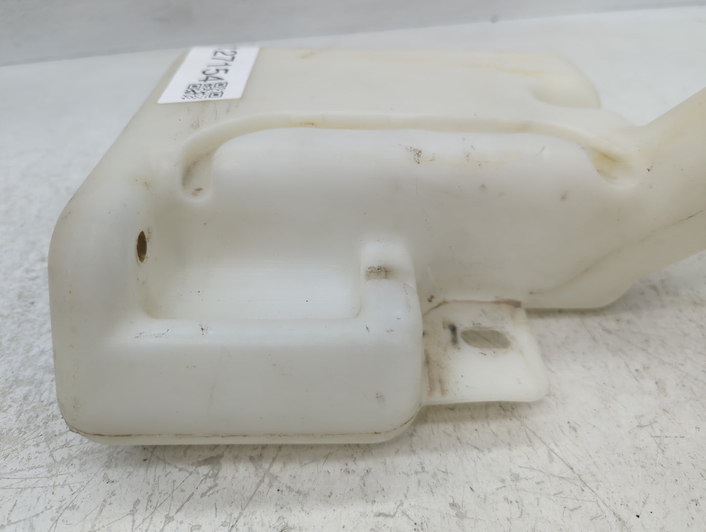 2011-2014 Chrysler 200 Windshield Washer Fluid Reservoir Bottle Oem - Oemusedautoparts1.com
