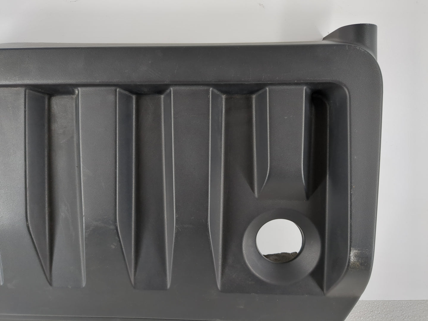 2013 Chrysler 200 Engine Cover - Oemusedautoparts1.com