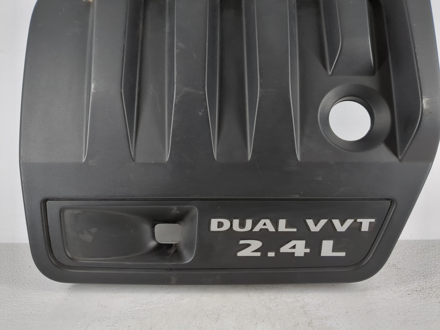 2013 Chrysler 200 Engine Cover - Oemusedautoparts1.com