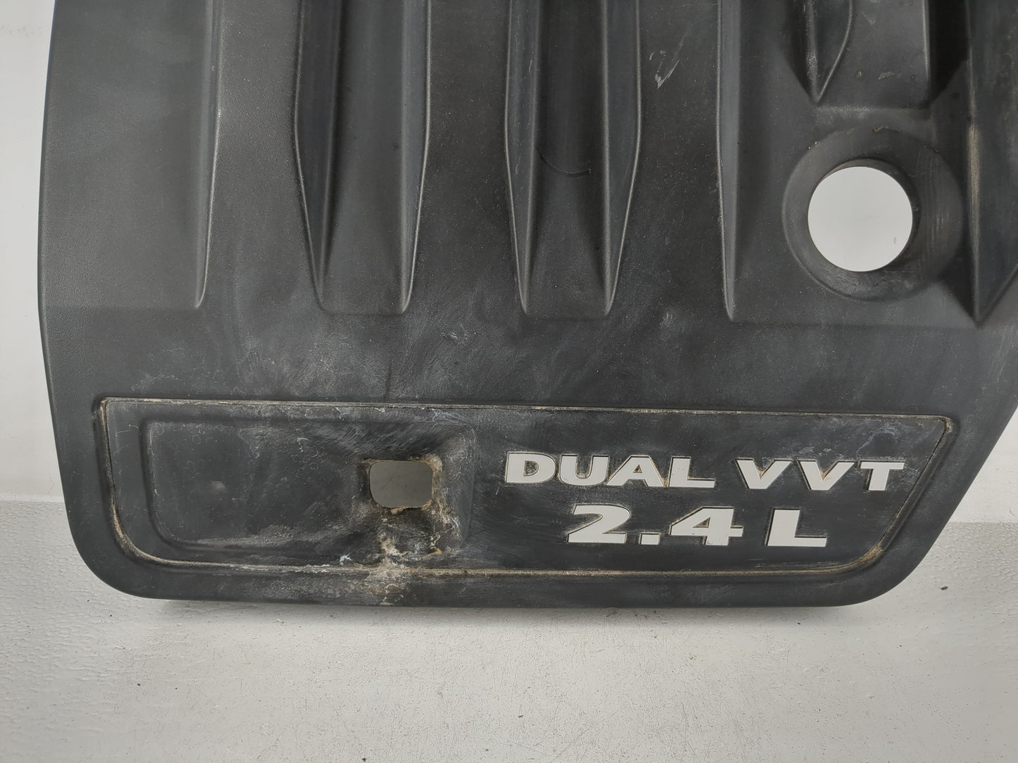 2013 Chrysler 200 Engine Cover - Oemusedautoparts1.com