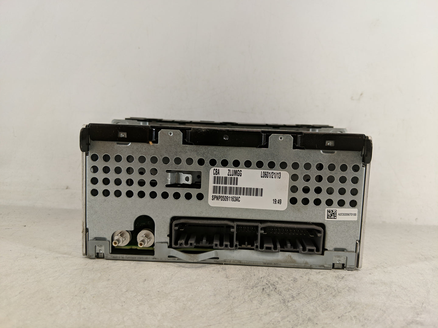 2013-2014 Chrysler 200 Radio AM FM Cd Player Receiver Replacement P/N:P05091163AC Fits Fits 2013 2014 OEM Used Auto Parts - 