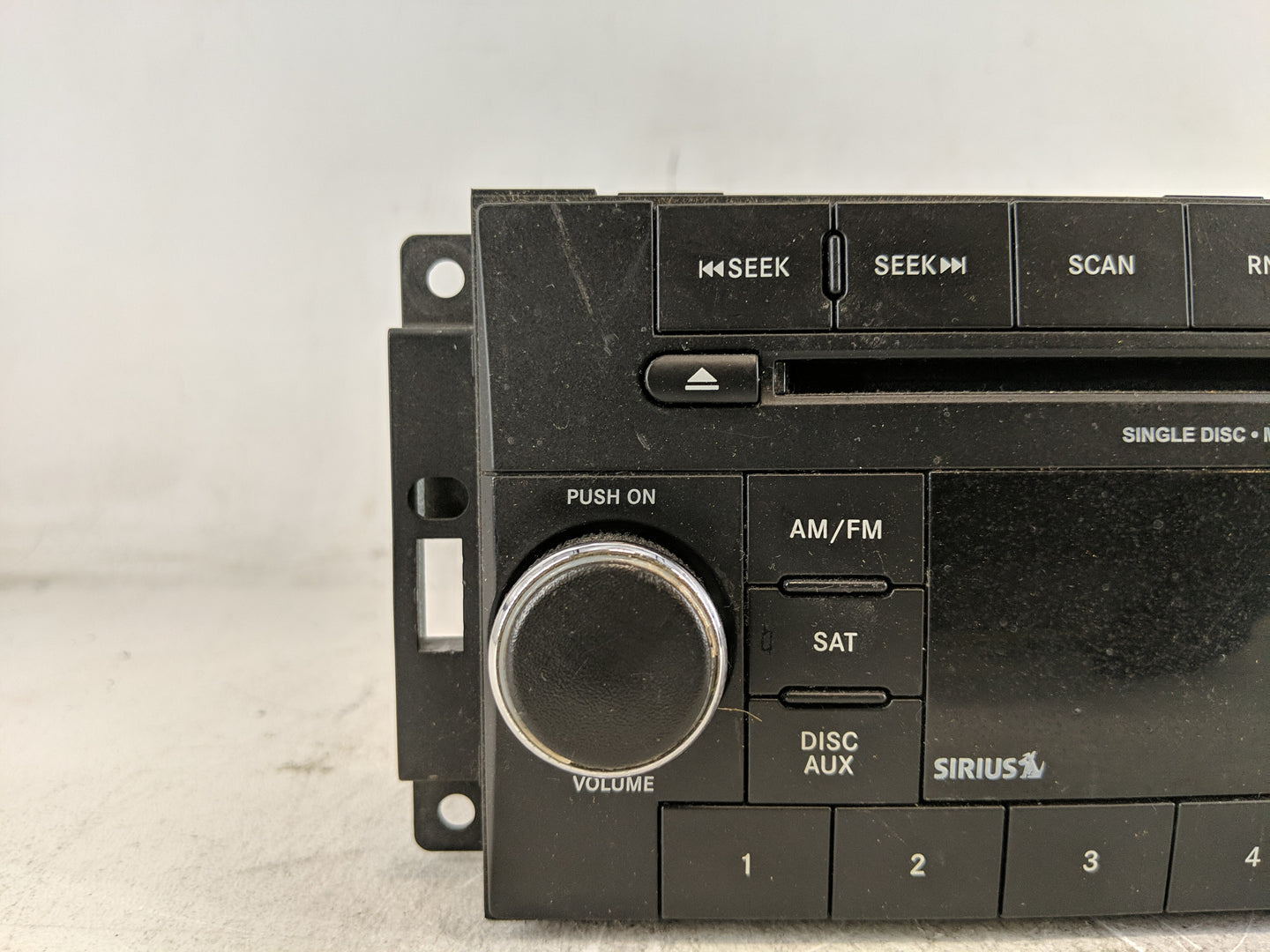 2013-2014 Chrysler 200 Radio AM FM Cd Player Receiver Replacement P/N:P05091163AB Fits Fits 2013 2014 OEM Used Auto Parts - 