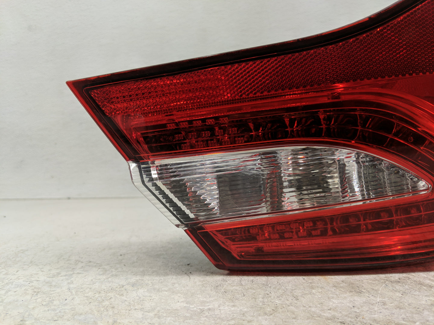 2011-2014 Chrysler 200 Tail Light Assembly Driver Left OEM Fits Fits 2011 2012 2013 2014 OEM Used Auto Parts - Oemusedautopa
