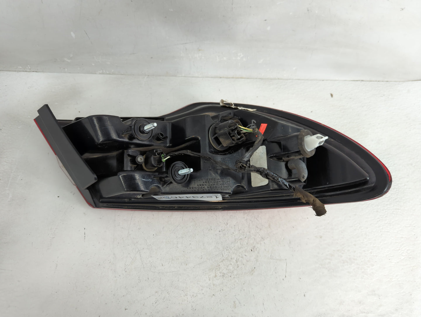 2011-2014 Chrysler 200 Tail Light Assembly Passenger Right OEM P/N:05182524AE Fits Fits 2011 2012 2013 2014 OEM Used Auto Pa