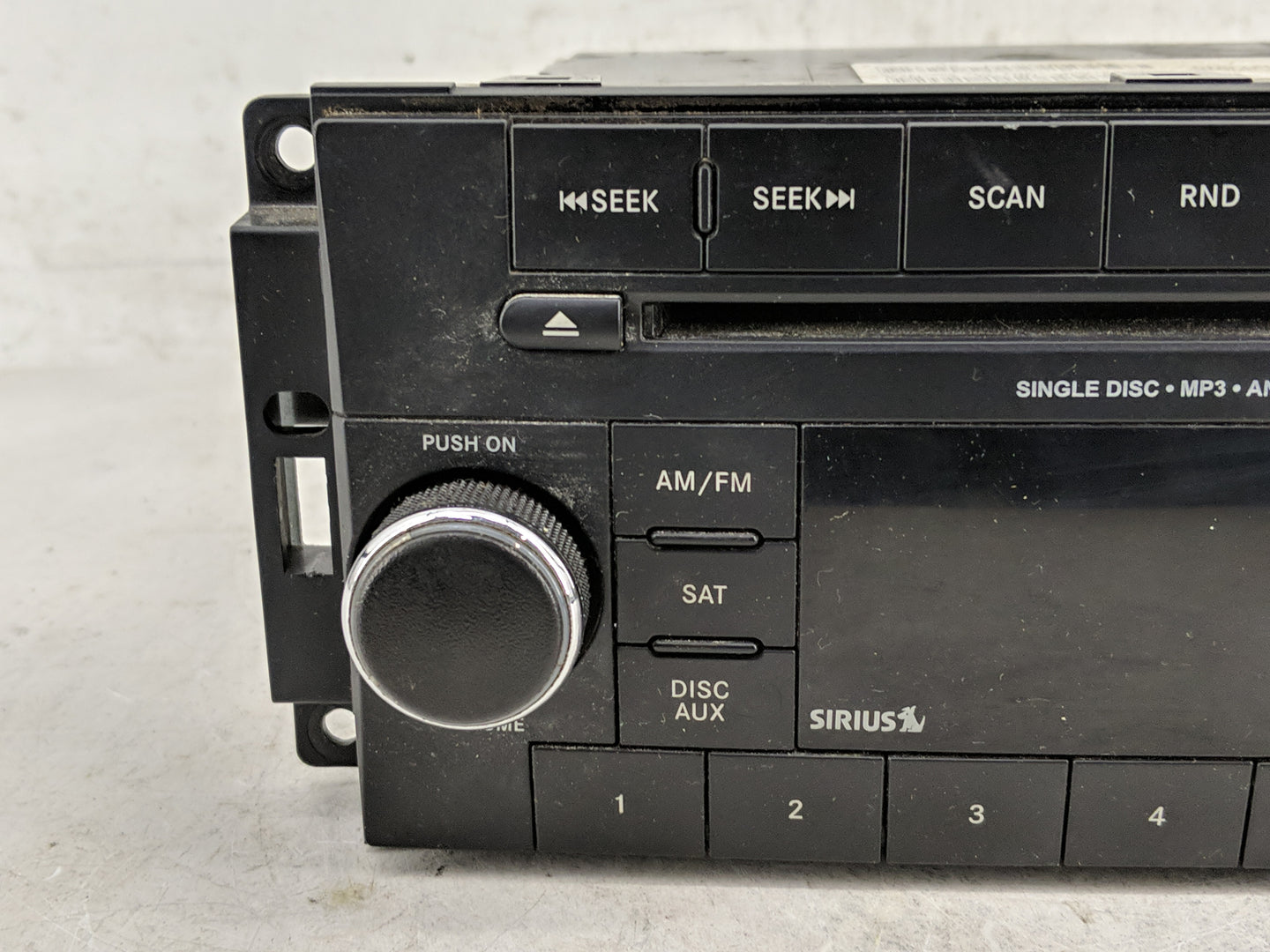 2013-2014 Chrysler 200 Radio AM FM Cd Player Receiver Replacement P/N:P05091163AC Fits Fits 2013 2014 OEM Used Auto Parts - 
