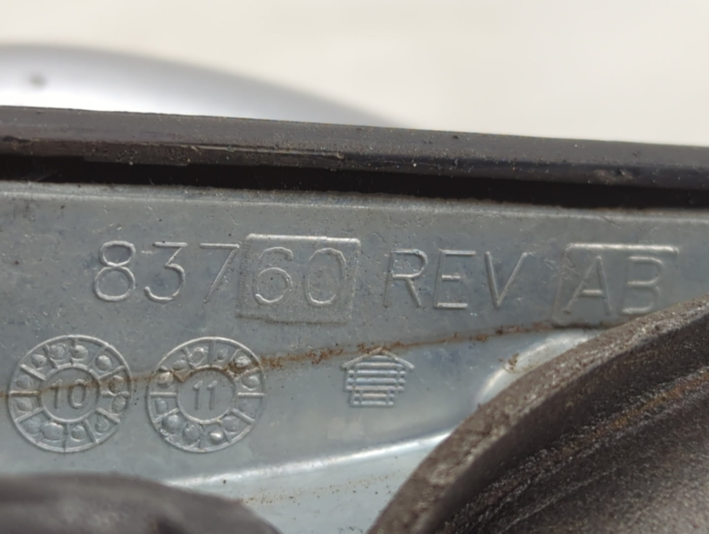 2011-2014 Chrysler 200 Passenger Side View Mirror - Right Door Mirror OEM Used - Oemusedautoparts1.com