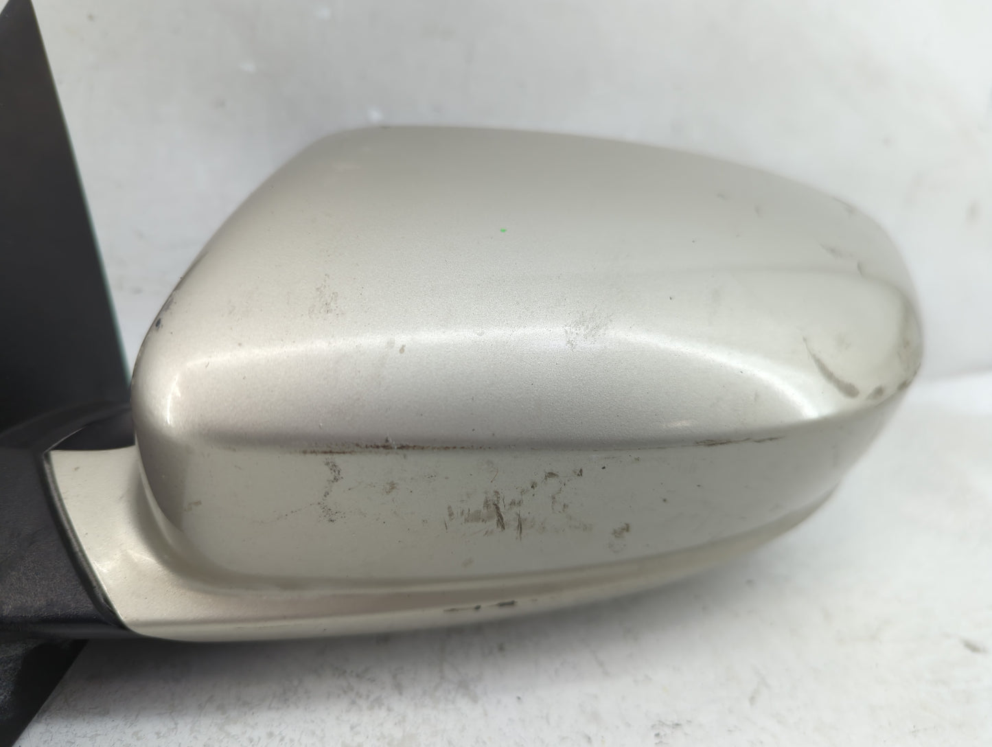 2011-2014 Chrysler 200 Driver Side View Mirror - Left Door Mirror OEM Used - Oemusedautoparts1.com